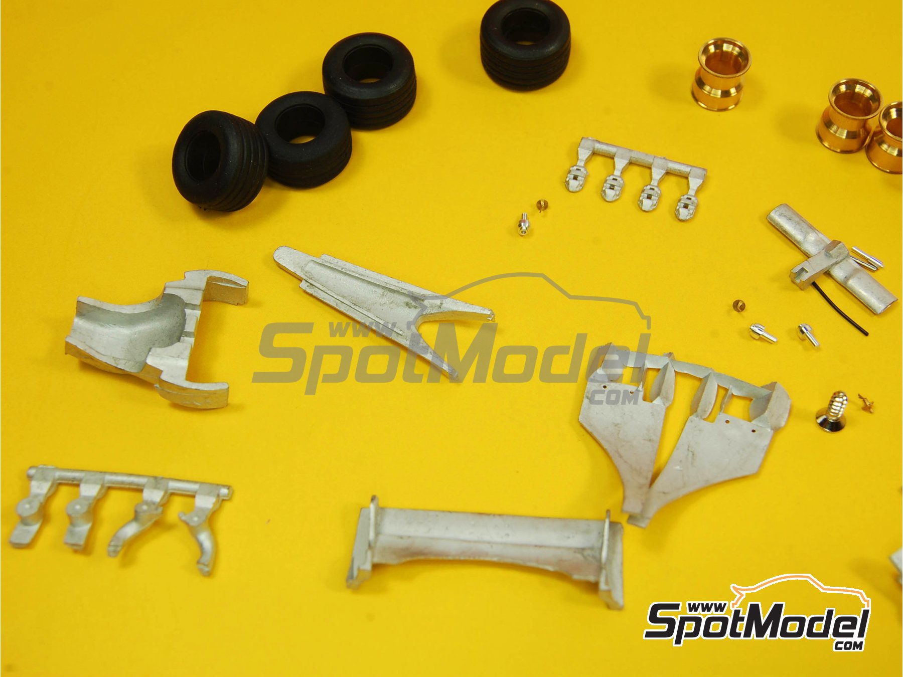 Tameo Kits TMK283: Maqueta de coche escala 1/43 - Minardi